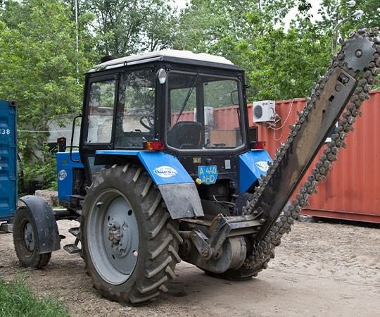 Траншеекопатель в аренду в Энгельсе и  Саратовской области
